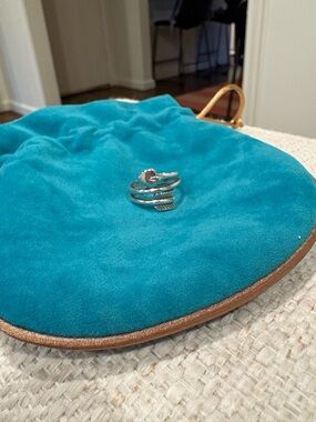 Size 7 James Avery Silver Wrap Heart & Arrow Ring